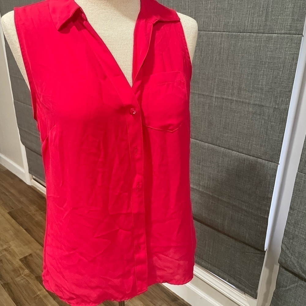 The limited button down, size small